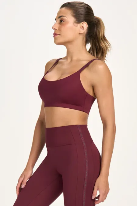 TOP ELASTICO PERSONALIZADO ALTO GIRO VERMELHO TINTO 