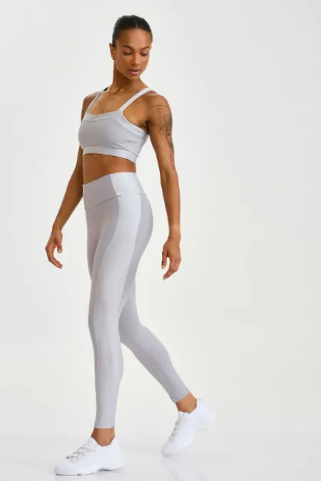 LEGGING PRO COM BRILHO CINZA CROMO
